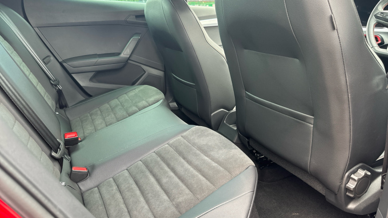 SEAT Ibiza 1.0 TSI 110 FR Sport 5dr DSG Petrol Hatchback